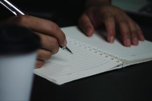 একজন বিজ্ঞাপন ম্যানেজারের আত্মকথন